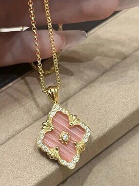 🧡 BUCCELLATI Women’s Necklaces